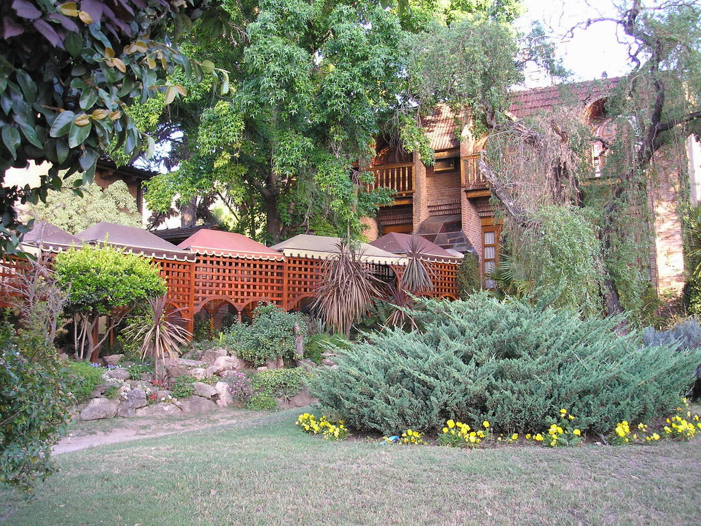 Mon Petit Hotel Villa Carlos Paz Exterior foto